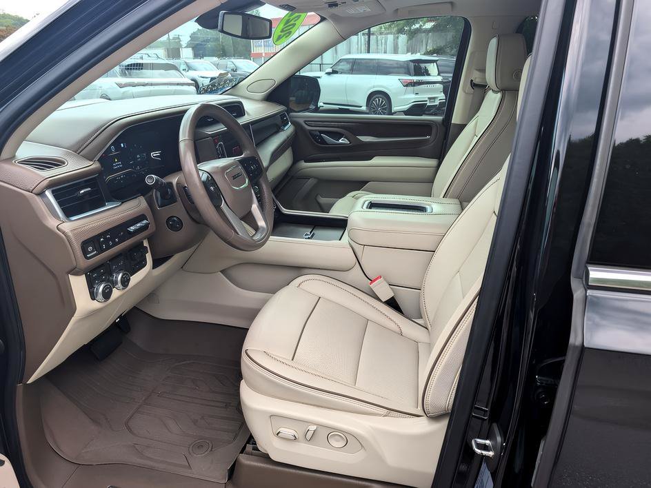 Used 2022 Onyx Black GMC Denali image 10