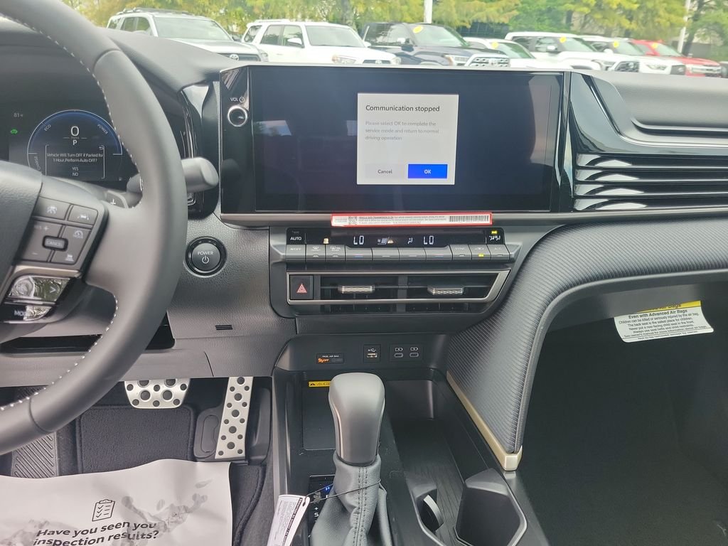 Used 2026  Toyota SE image 27
