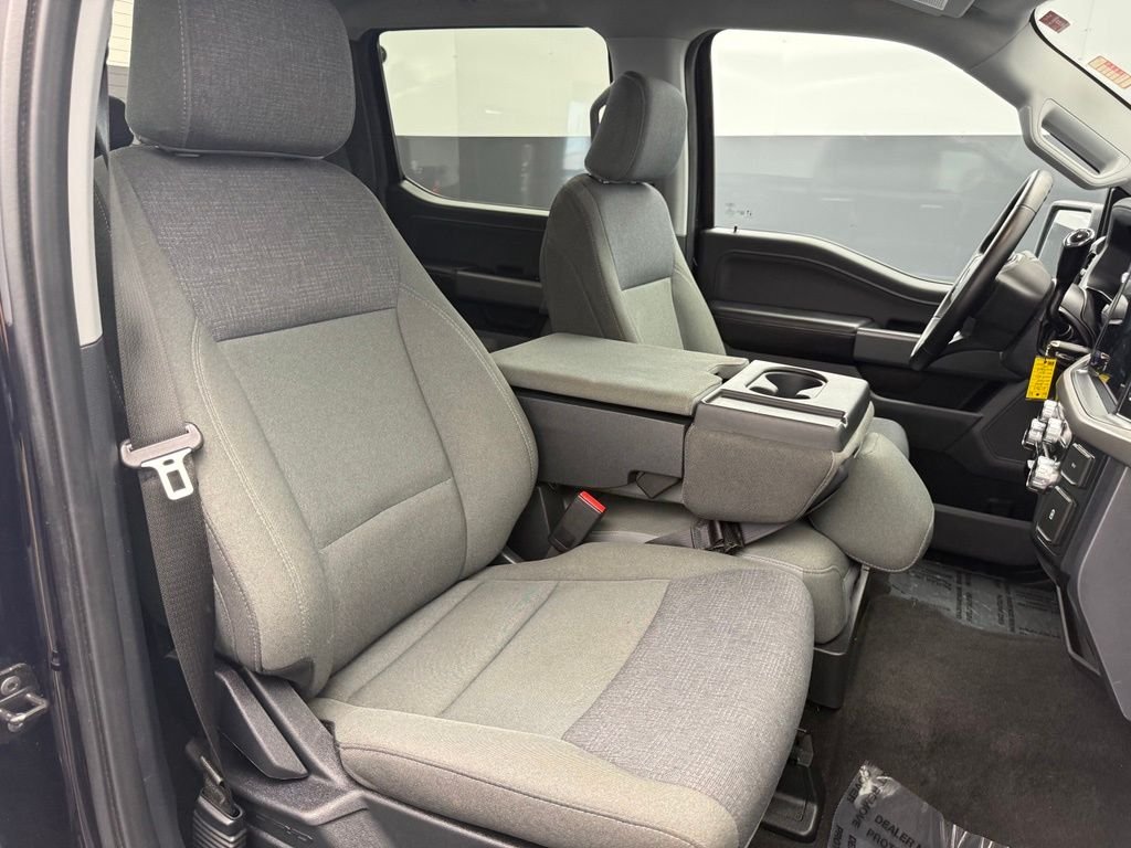 Used 2025 Black Ford XLT image 69
