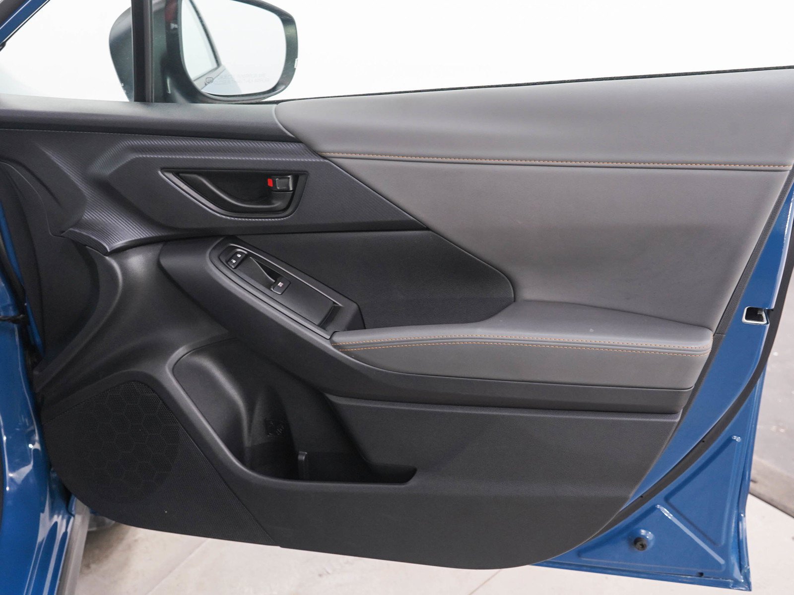 Used 2025 Geyser Blue Pearl Subaru Wilderness image 12