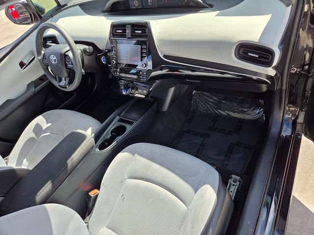 2021 Toyota Prius LE - Photo 16