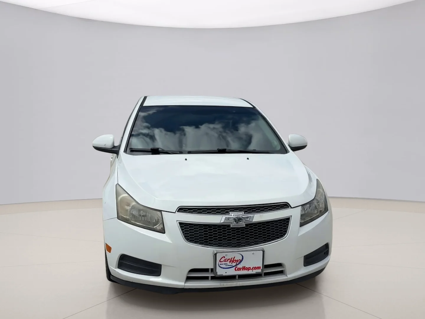 Used 2013 White Chevrolet 1LT image 9