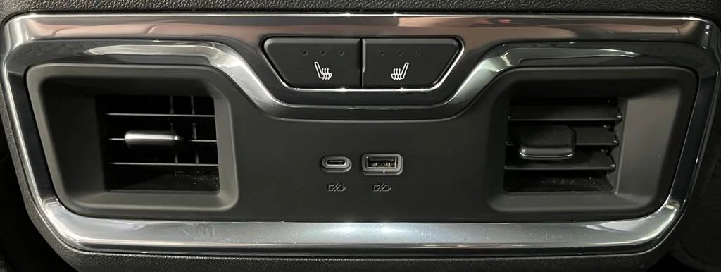 Used 2025 Black GMC Denali Ultimate image 48