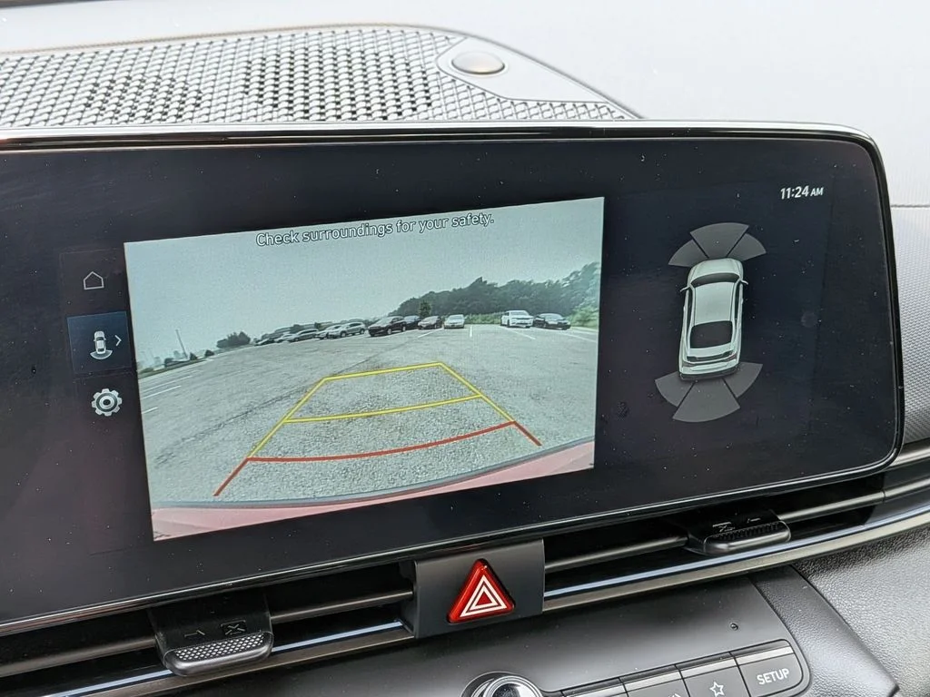 Used 2025 Red Hyundai Base image 18