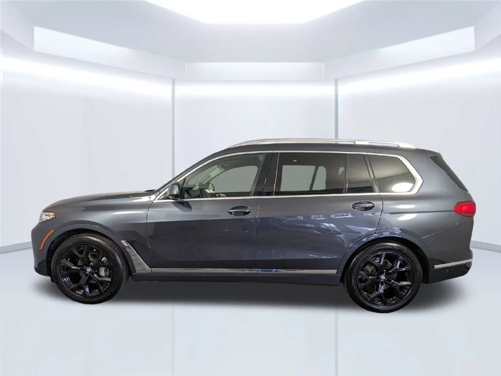 Certified Used 2020 Gray BMW xDrive40i image 22