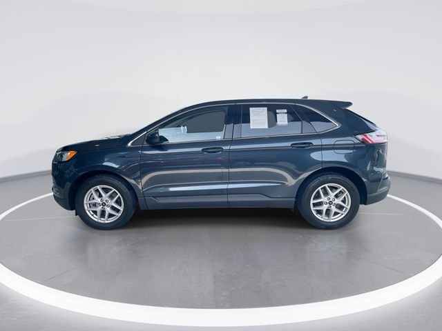 Used 2023 Blue Ford SEL image 5