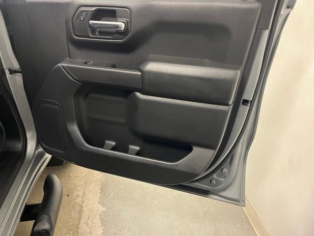 Used 2025 Gray Chevrolet Custom image 26