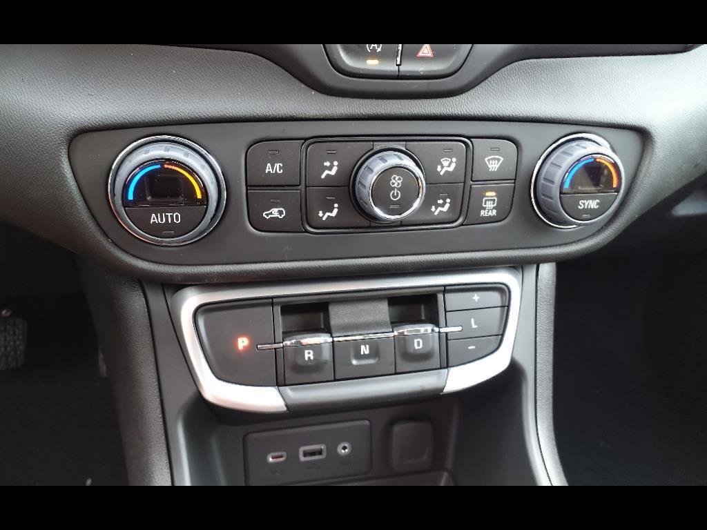 Certified Used 2024 Summit White GMC SLE image 13
