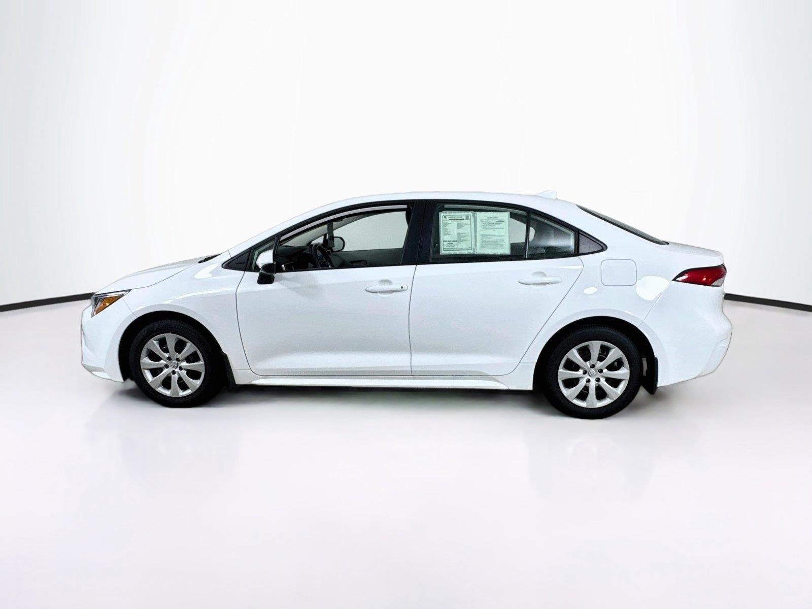 Used 2025 Ice Cap Toyota LE image 3