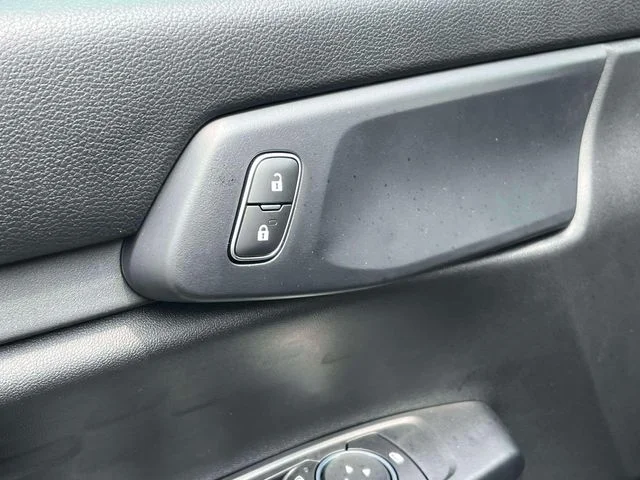 New 2026 Shadow Black Ford XLT image 20