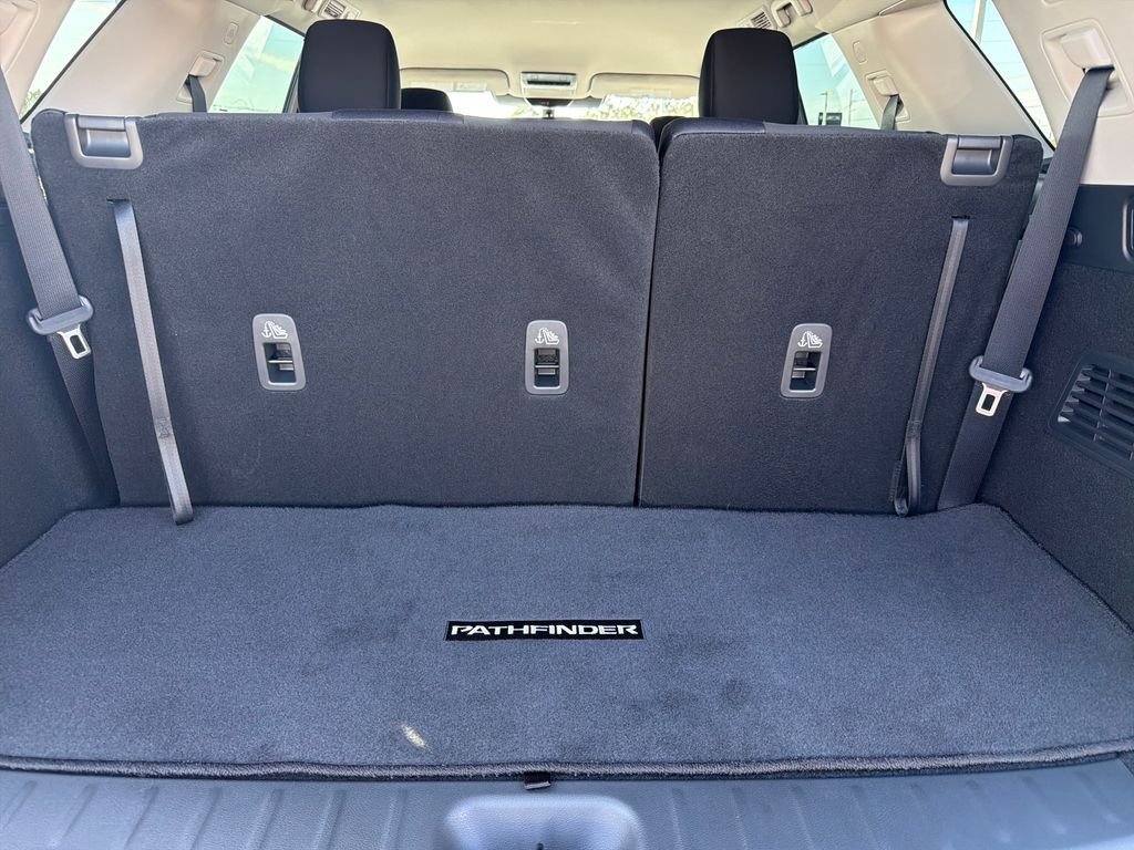 New 2026 Nissan Pathfinder SV 4D Sport Utility