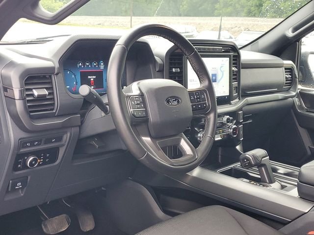 Certified Used 2024 Avalanche Ford XLT image 13
