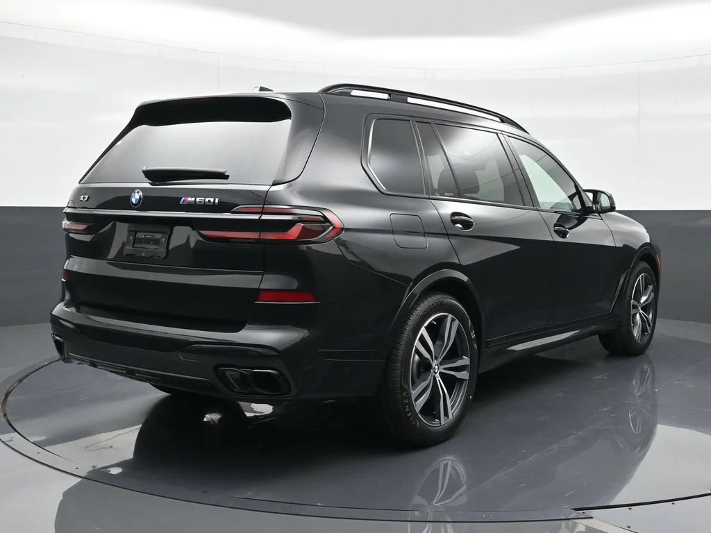2025 BMW X7 M60i - Photo 14