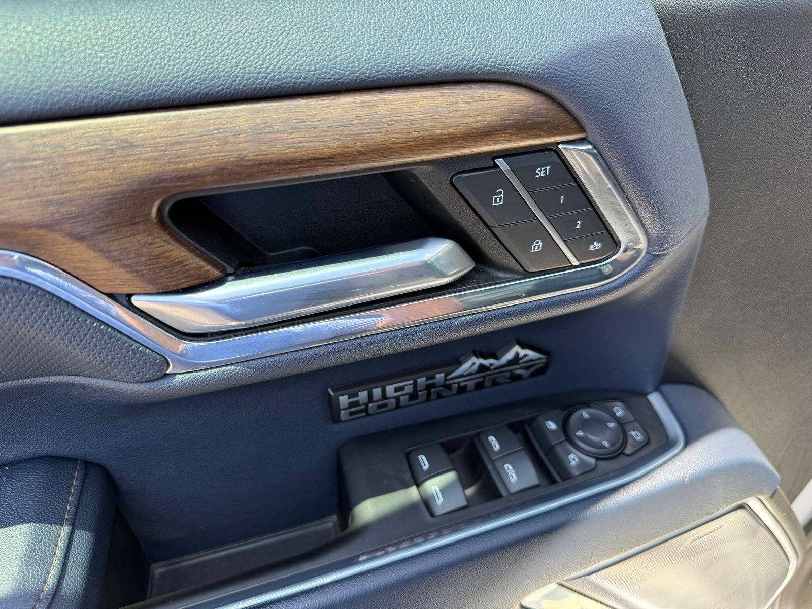 2023 Chevrolet Silverado 1500 High Country - Photo 15