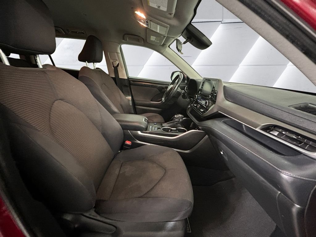 Used 2021 Red Toyota LE image 13