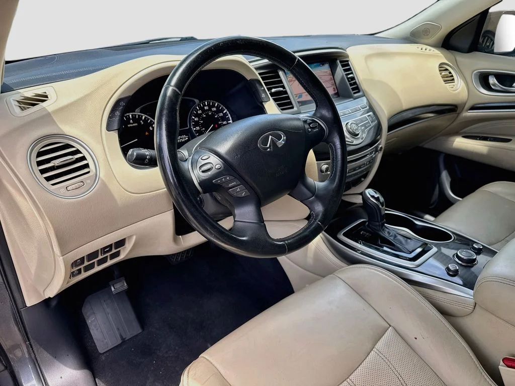 Used 2018 Gray INFINITI Base image 10