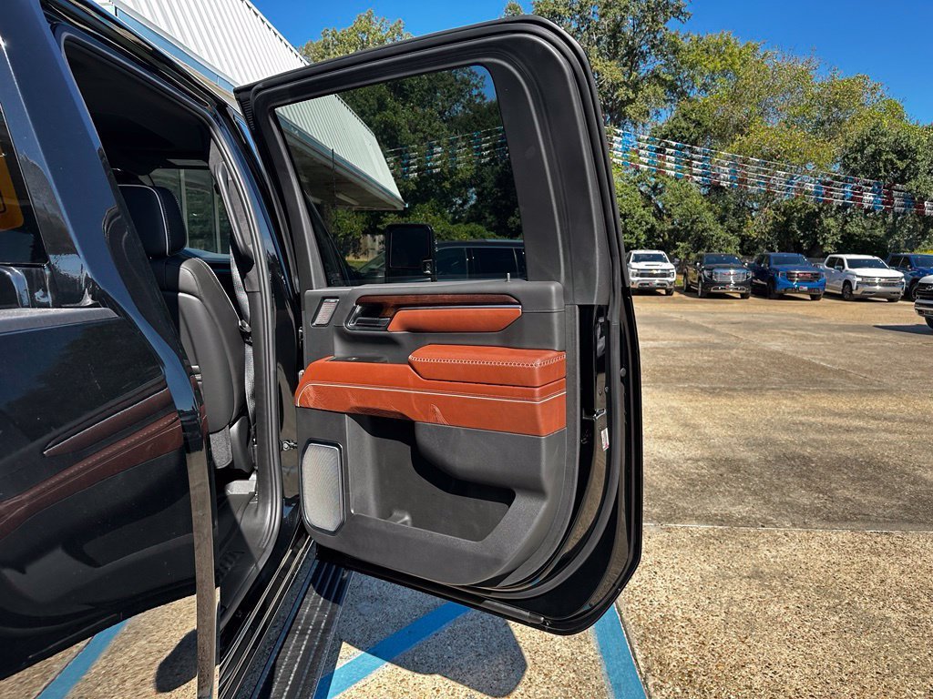 New 2026 Onyx Black GMC Denali Ultimate image 19