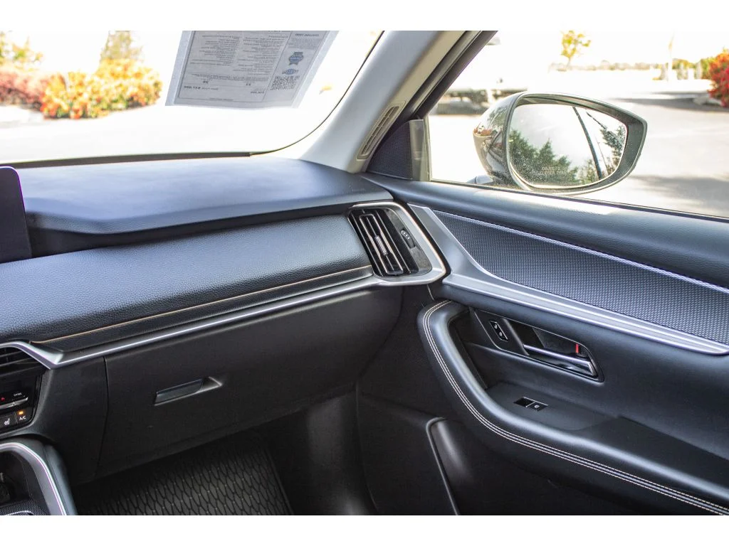Used 2026 Machine Gray Metallic Mazda Preferred image 55
