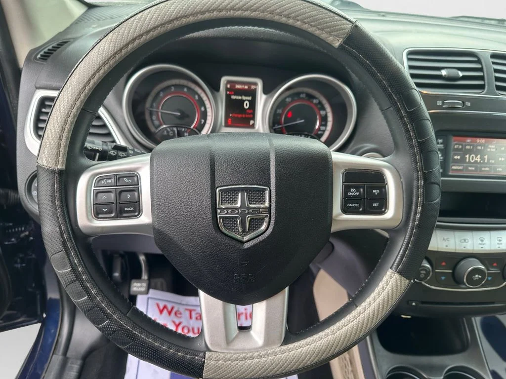 Used 2018 Blue Dodge SE image 17