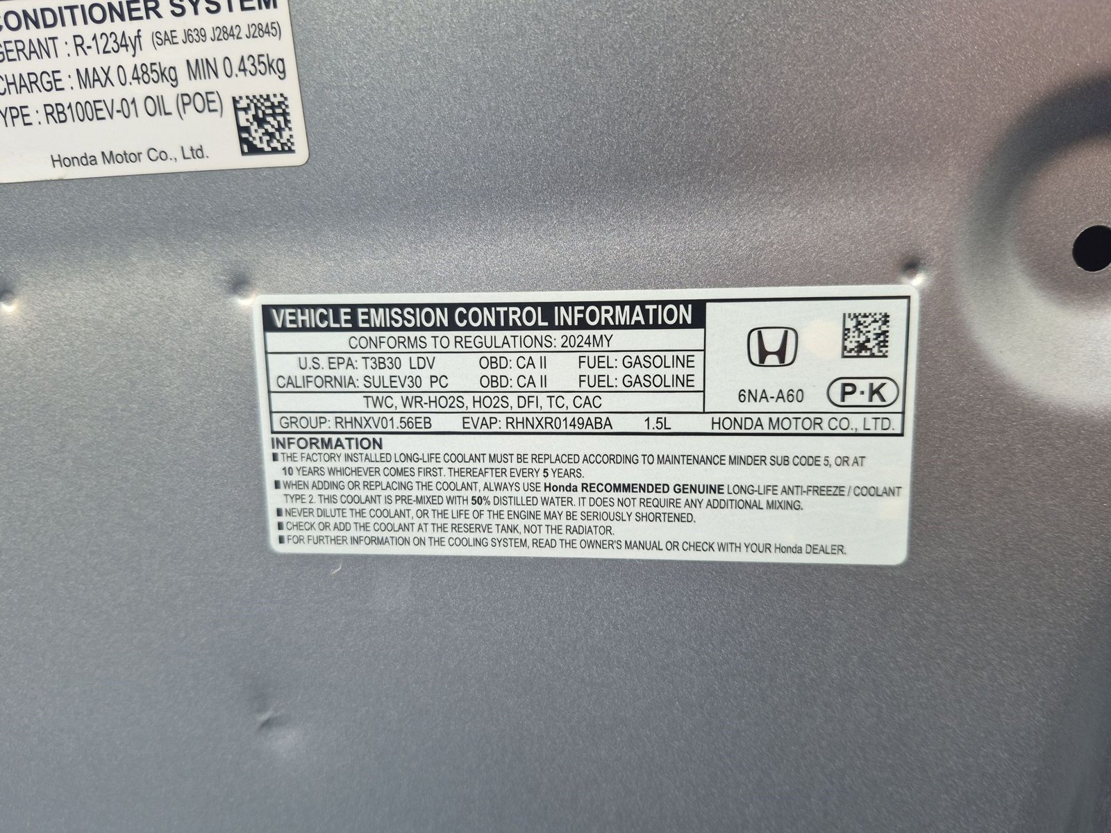 Used 2024 Solar Silver Metallic Honda LX image 24