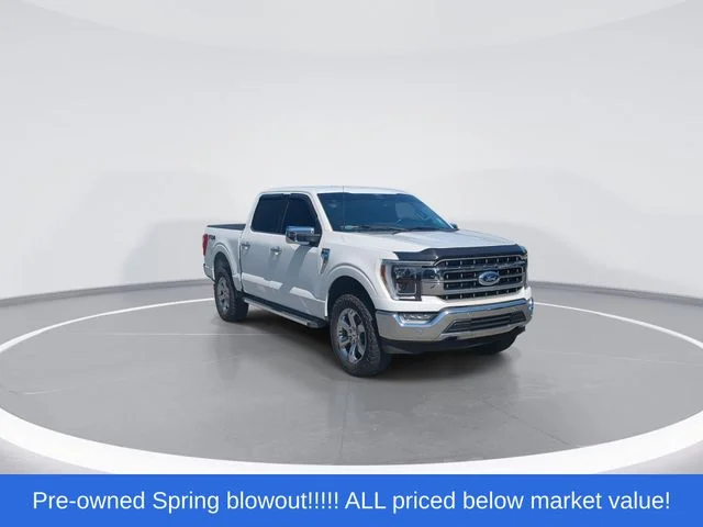 Used 2022 White Ford Lariat image 2