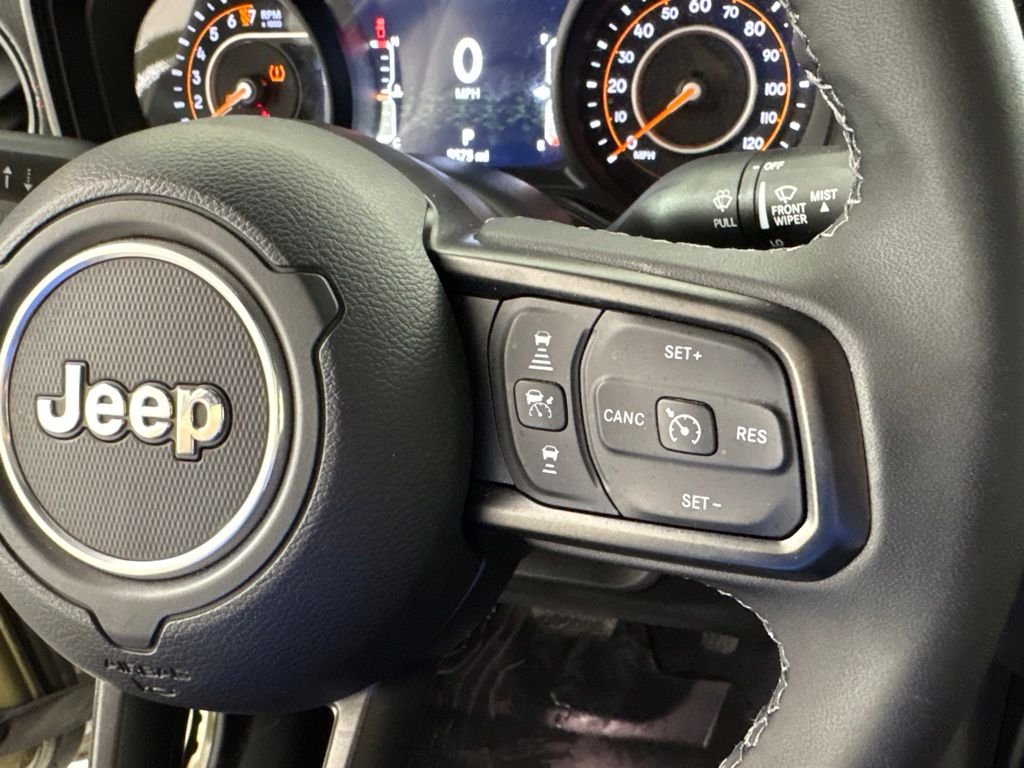 Used 2025 Green Jeep Rubicon image 39