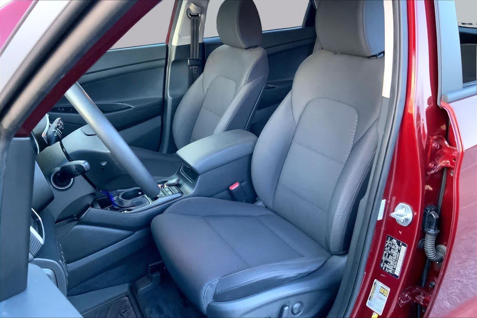 Used 2020 Gemstone Red Hyundai SEL image 7