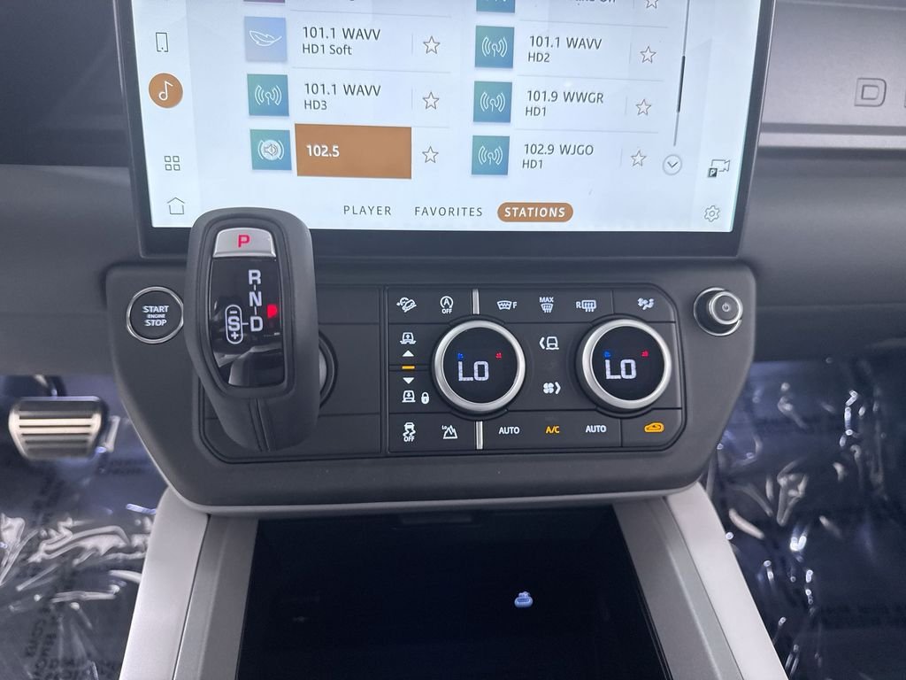 New 2026 Carpathian Grey Land Rover V8 image 17