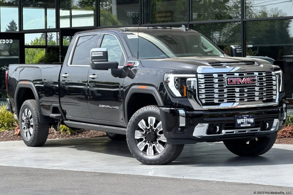 2026 GMC Sierra 4WD Crew Cab Standard Box Denali's photo