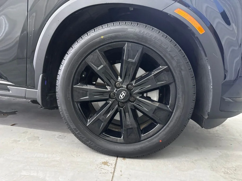 Used 2023 Abyss Black Hyundai XRT image 25