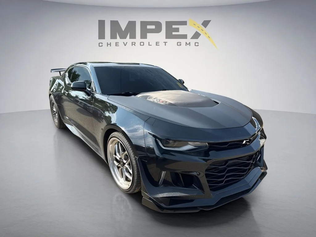 Used 2018 Black Chevrolet ZL1 image 5