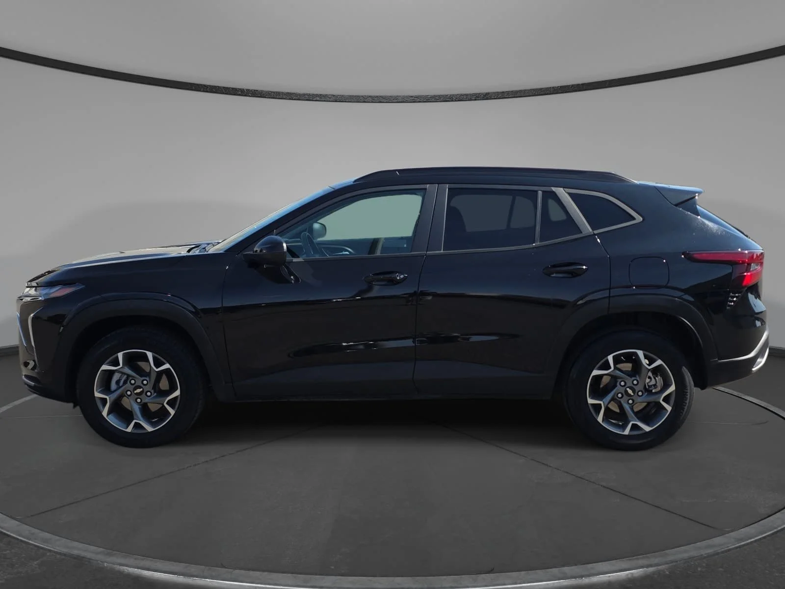2025 Chevrolet Trax LT - Photo 8