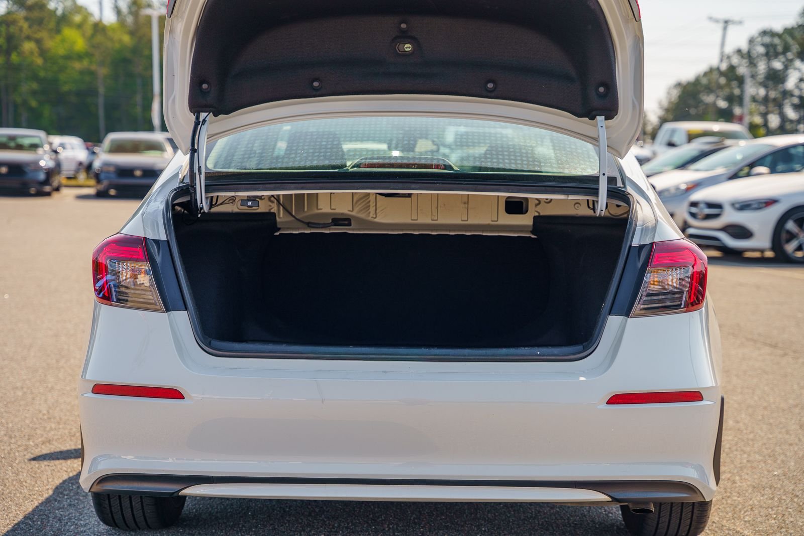 2025 Honda Civic LX - Photo 18