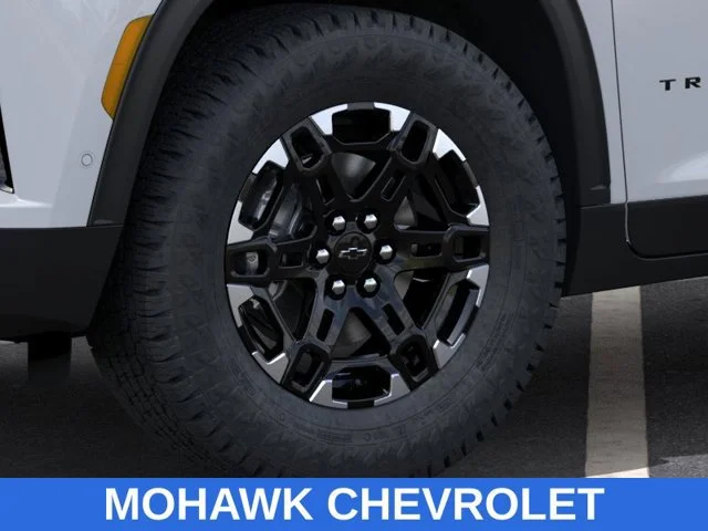 New 2027 Polar White Tricoat Chevrolet Z71 image 9