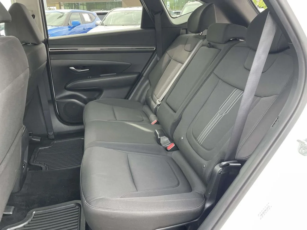 Used 2024 White Pearl Hyundai SEL image 3