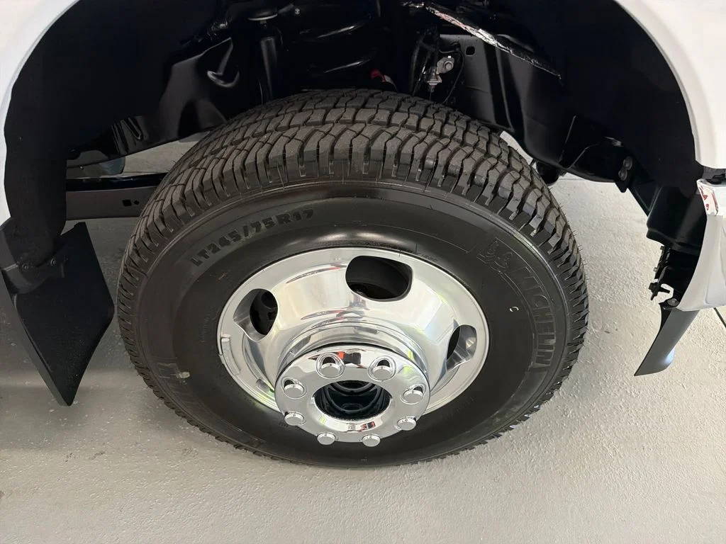 New 2026 White Ford Lariat image 5