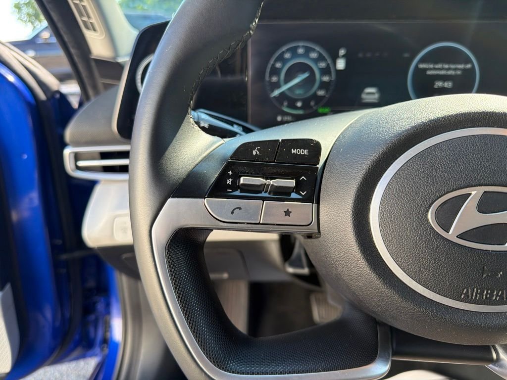 2024 Hyundai Elantra Limited - Photo 27
