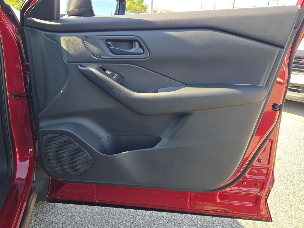 Certified Used 2025 Red Nissan S image 7