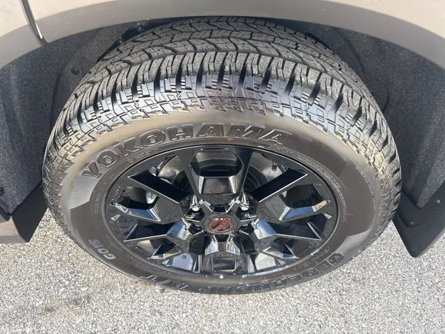 2026 Nissan Armada PRO-4X - Photo 10