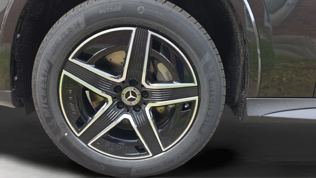 New 2027 Graphite Grey Metallic Mercedes-Benz GLC 300 Coupe image 9