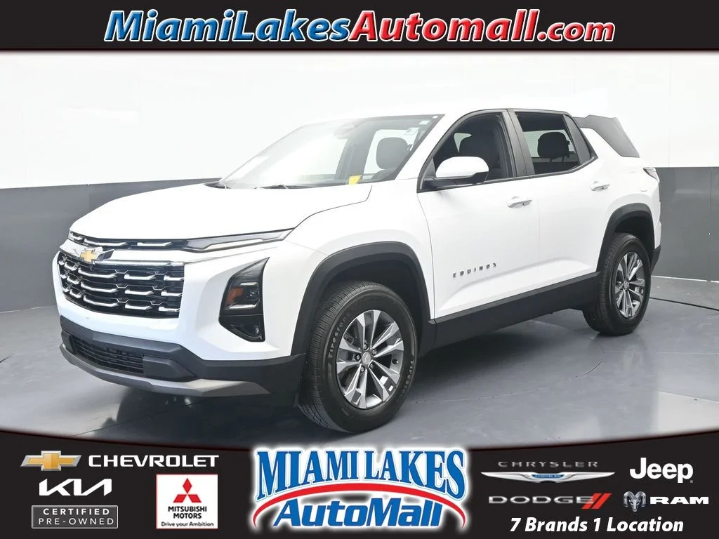Used 2025 Summit White Chevrolet LT image 1