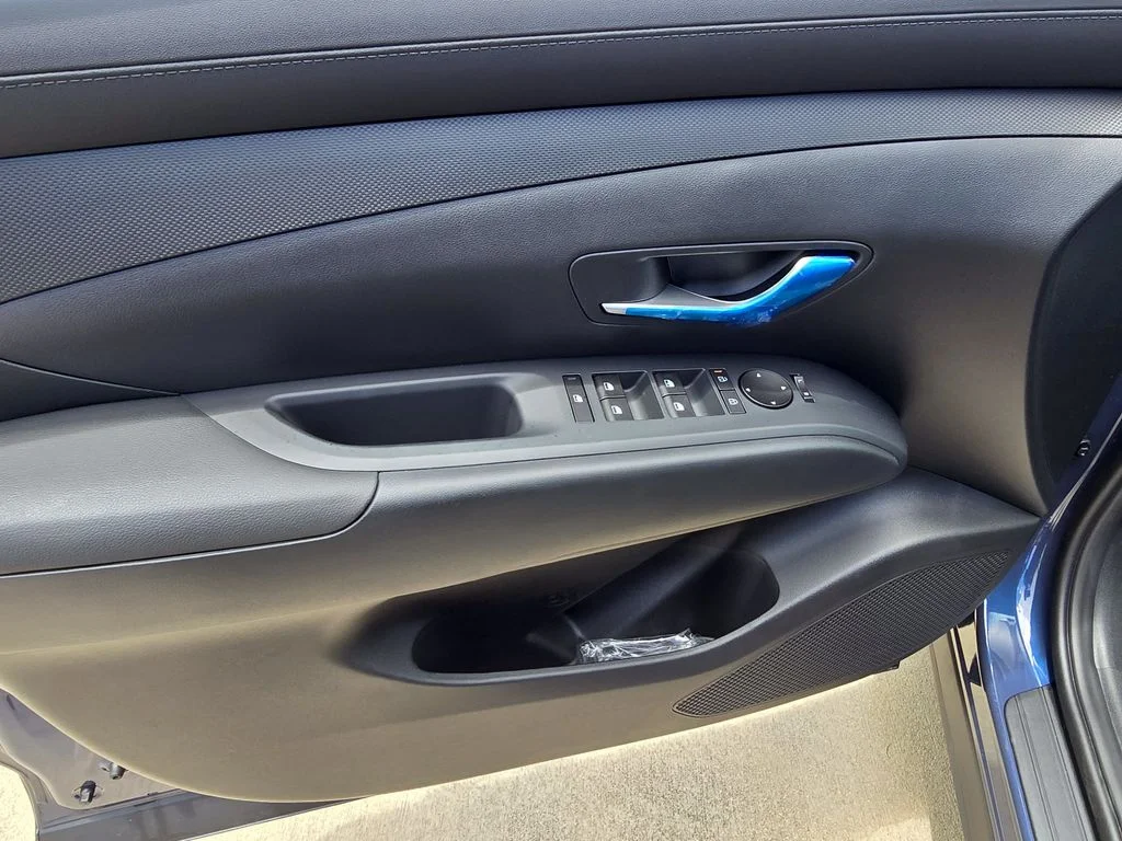 New 2026 Blue Hyundai SE image 15