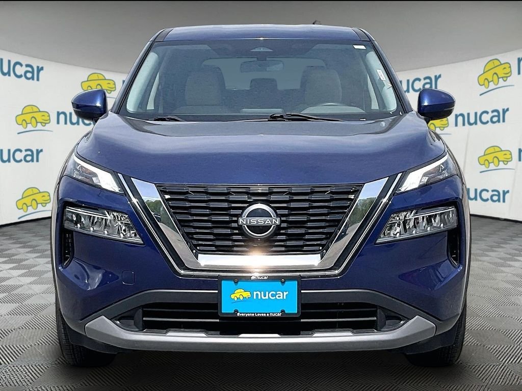 Used 2023 Caspian Blue Metallic Nissan SV image 2