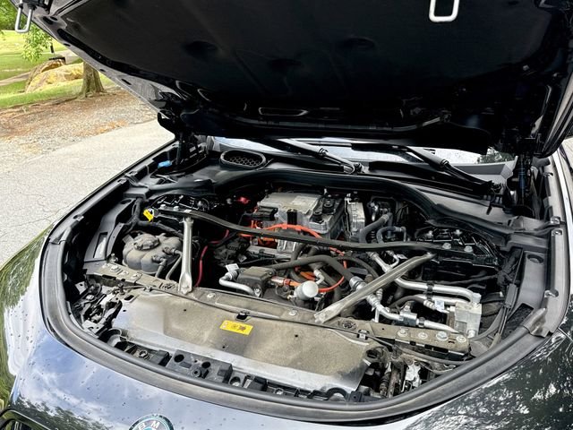 Used 2023 Black BMW xDrive60 image 27