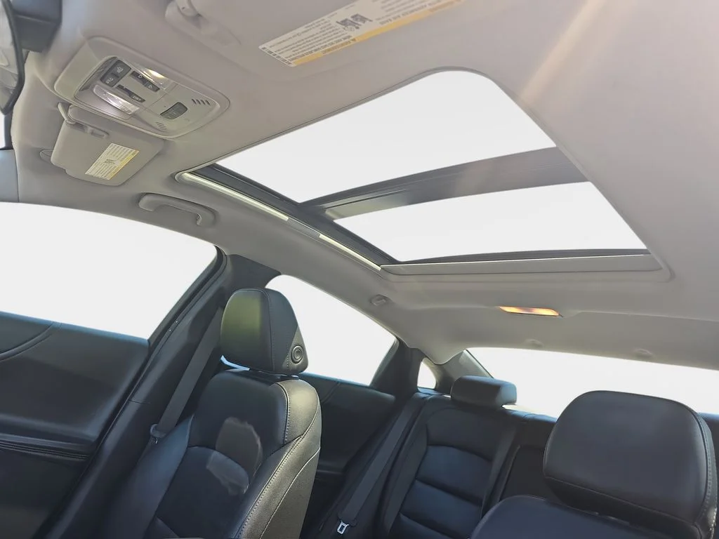 Used 2017 Beige Chevrolet Hybrid image 32