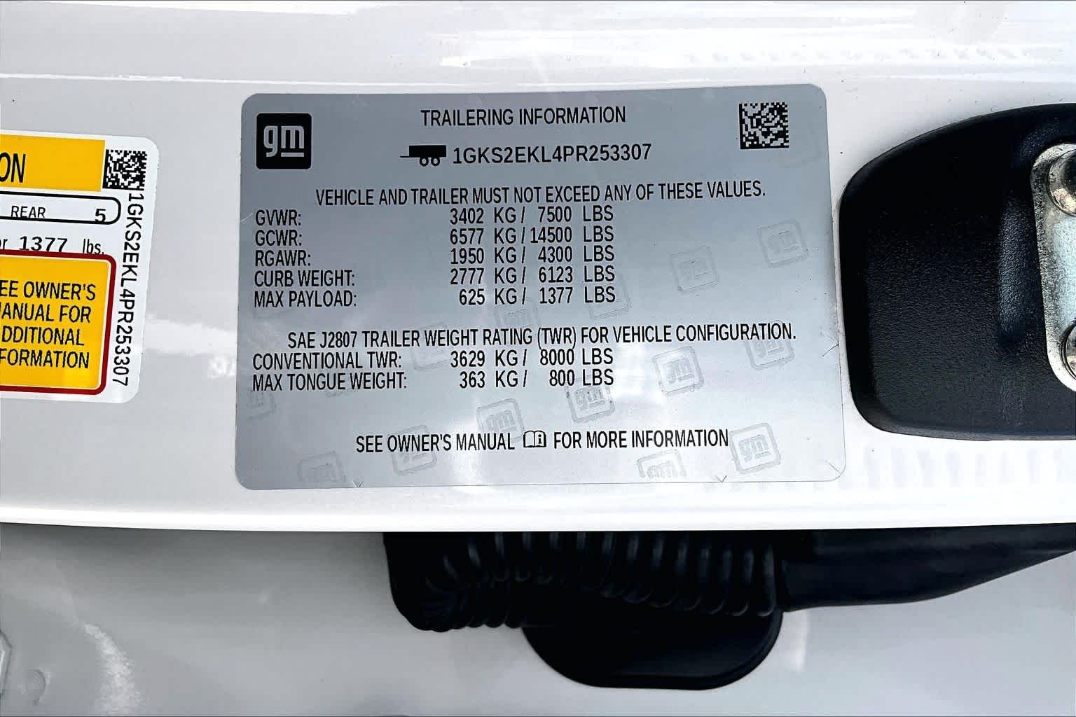 Used 2023 White Frost Tricoat GMC Denali Ultimate image 37