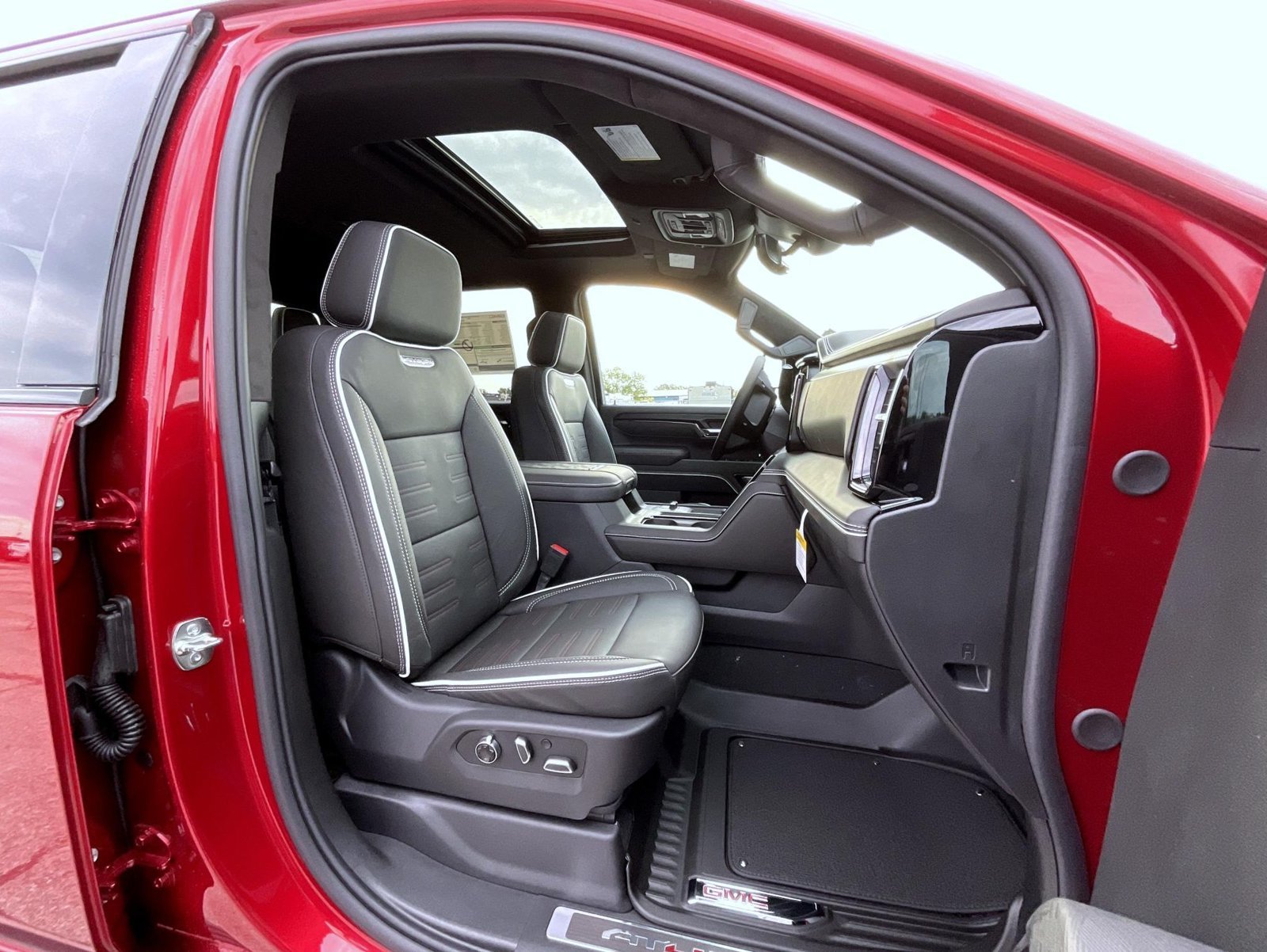 2026 GMC Sierra 2500HD AT4X - Photo 15