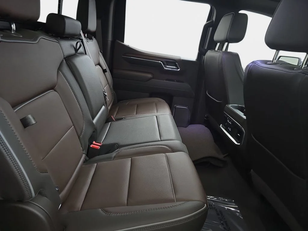 Used 2024 White GMC Denali image 13