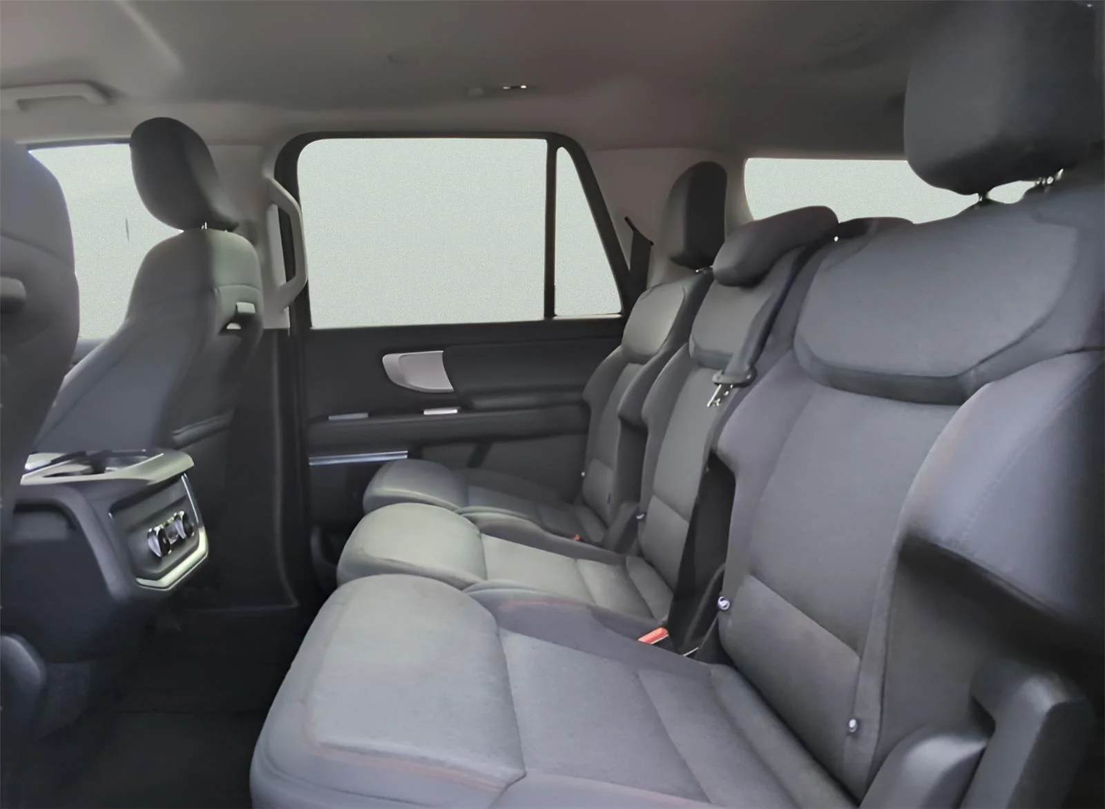 Used 2025 Agate Black Ford Active image 27