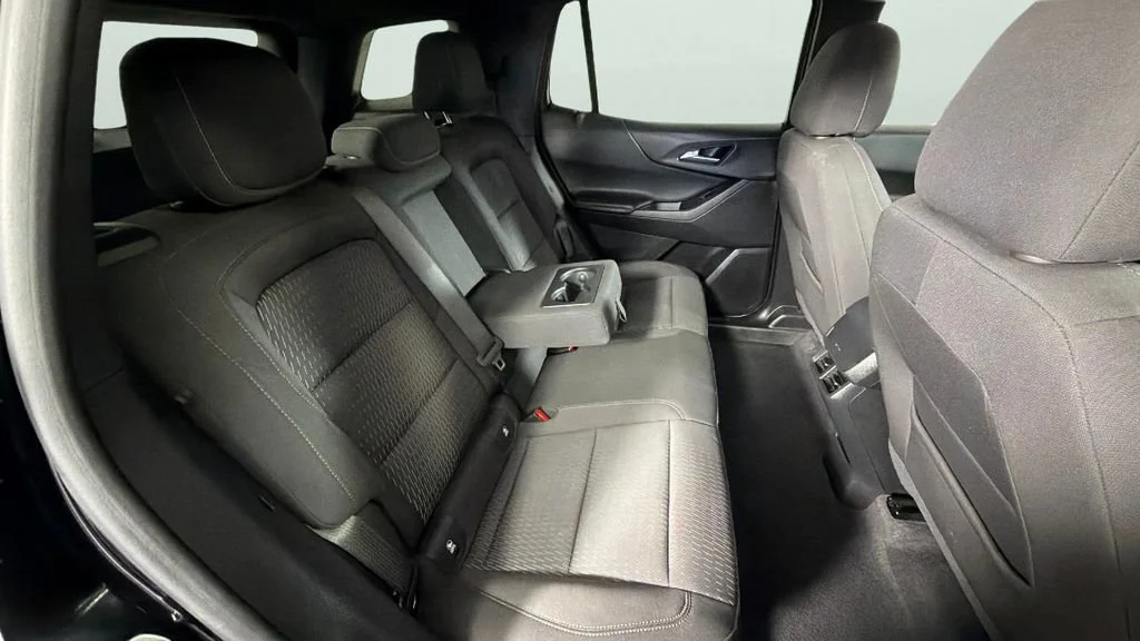 Used 2025 Mosaic Black Metallic Chevrolet LT image 29